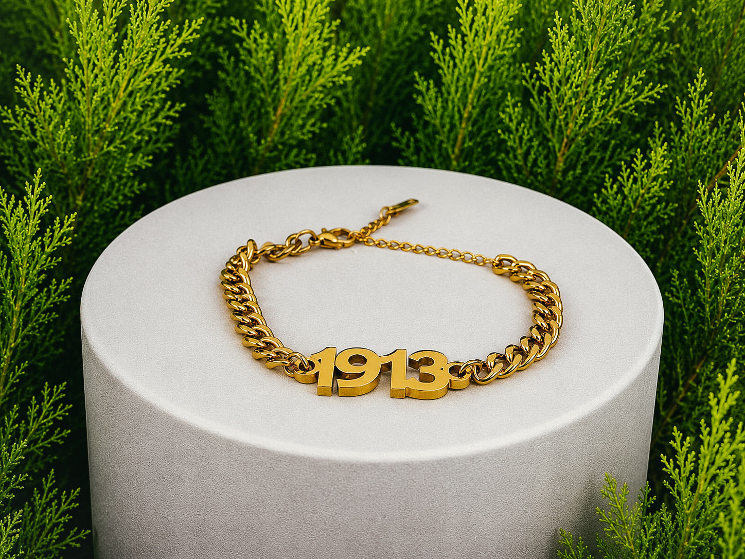 DST 1913 Gold Chain Bracelet
